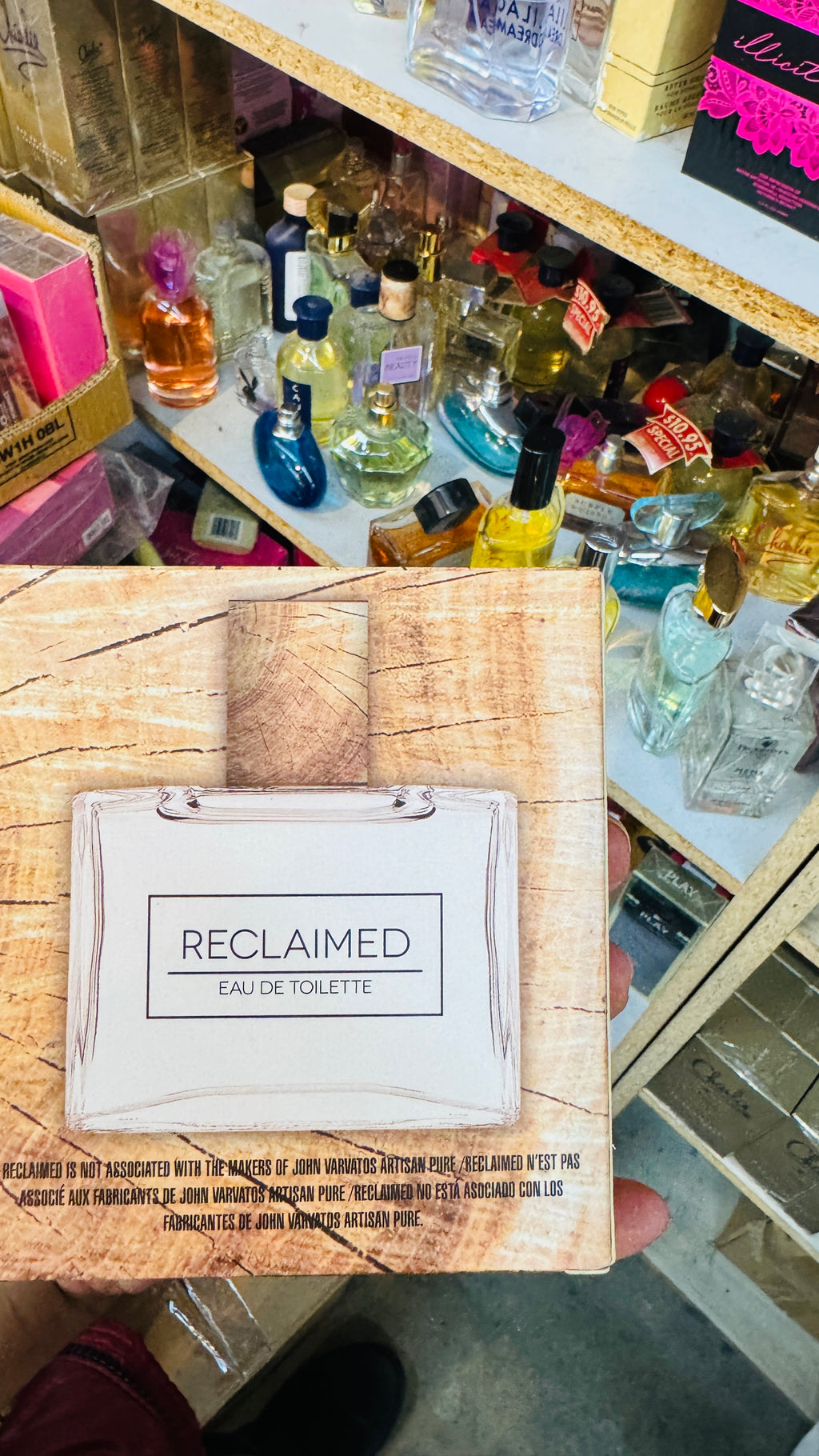 Authentic fragrances pallet 5000 units mixed, Brand New, MSRP $10-34 asking $2.5 each , MOQ 300 units