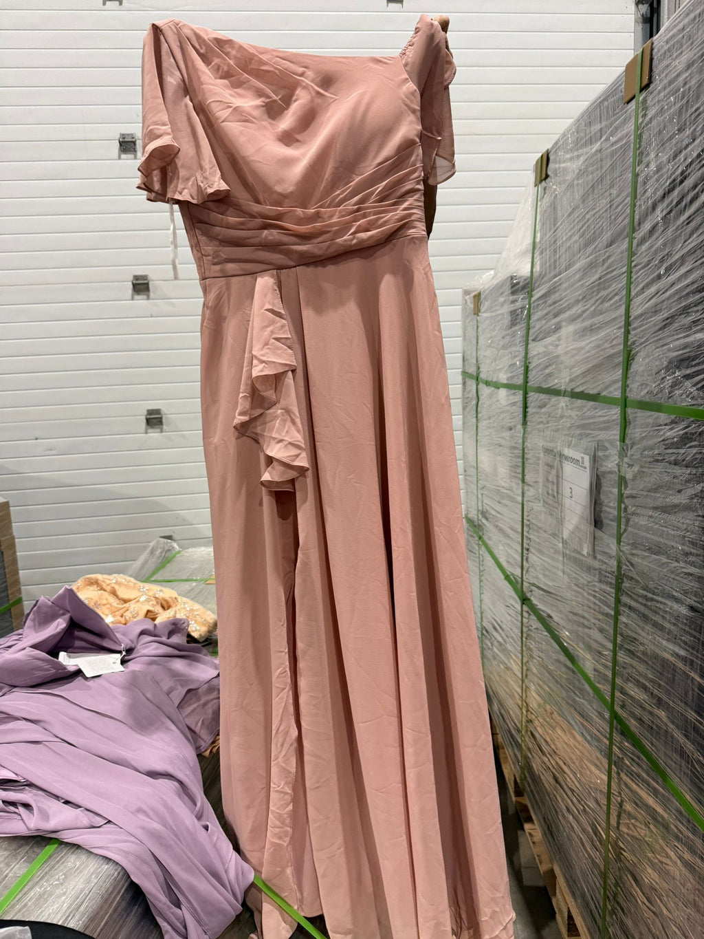 BRAND NEW PARTY WEAR DRESSES AT $9 CAD/5600 UNITS MIXED  SIZES FOB GTA, ONTARIO CANADA